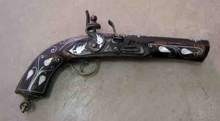 Antika Kılıç, Tüfek, Kama, Hançer